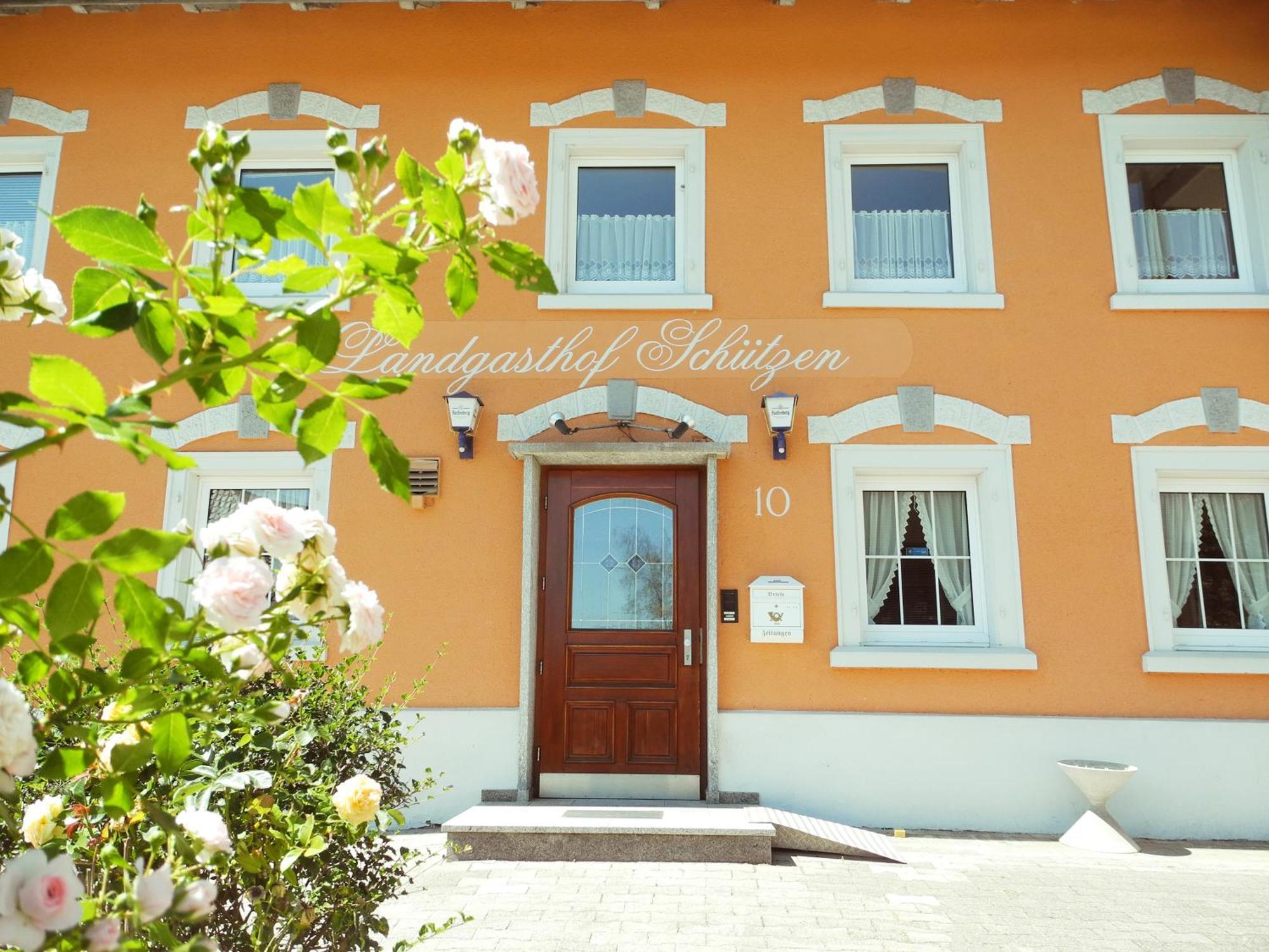 Landgasthof Schuetzen Tengen Exterior photo